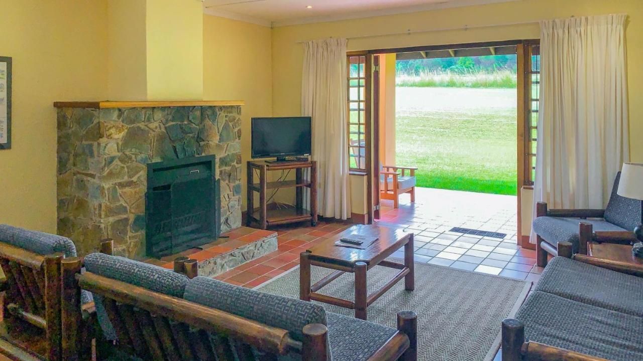 Wits End Mountain Resort Champagne Valley Exteriér fotografie