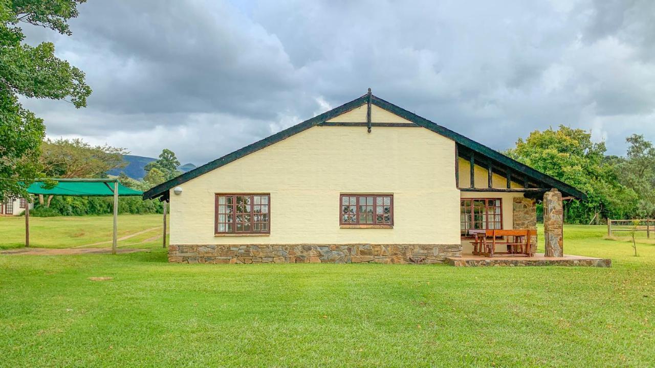Wits End Mountain Resort Champagne Valley Exteriér fotografie