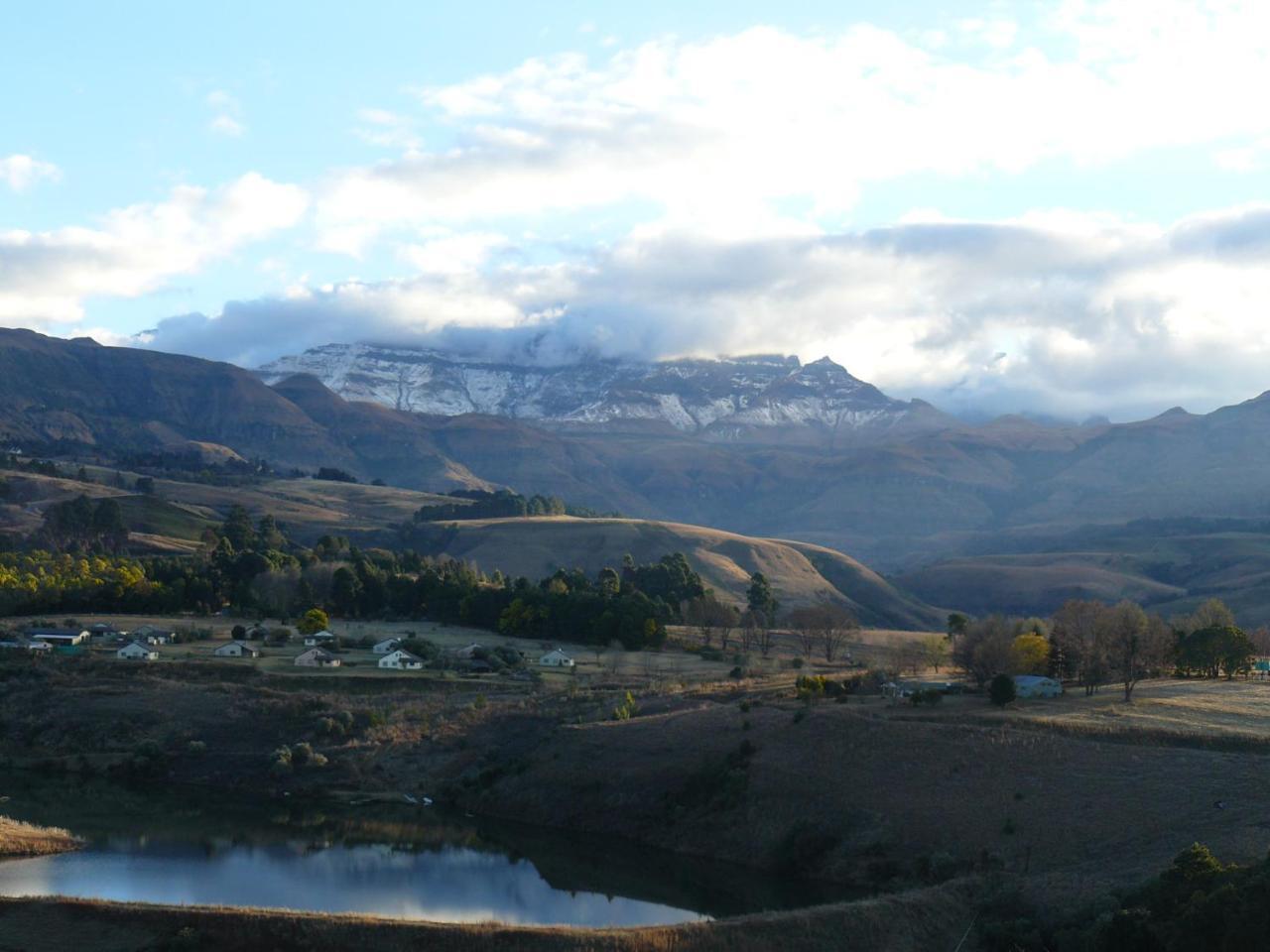 Wits End Mountain Resort Champagne Valley Exteriér fotografie